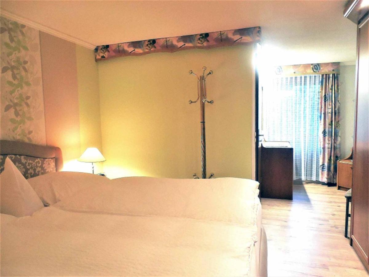 Ferienwohnungen Am Hufelandbad Bad Pyrmont Dış mekan fotoğraf